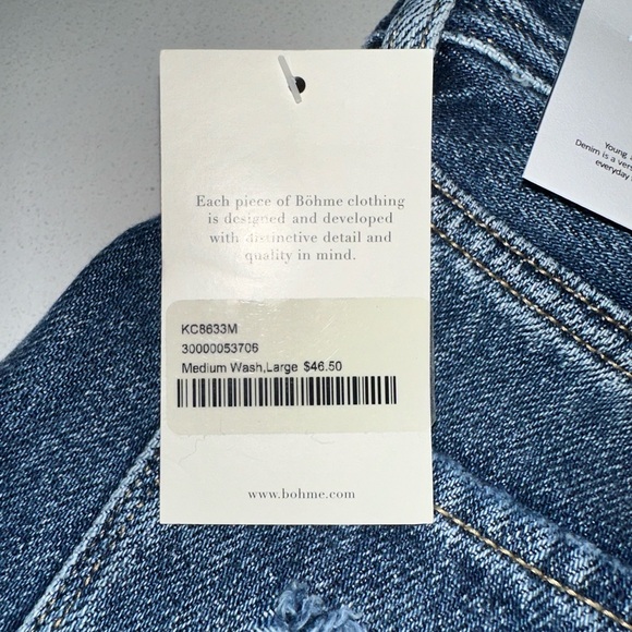 Kancan Distressed Denim Shorts - Picture 4 of 5